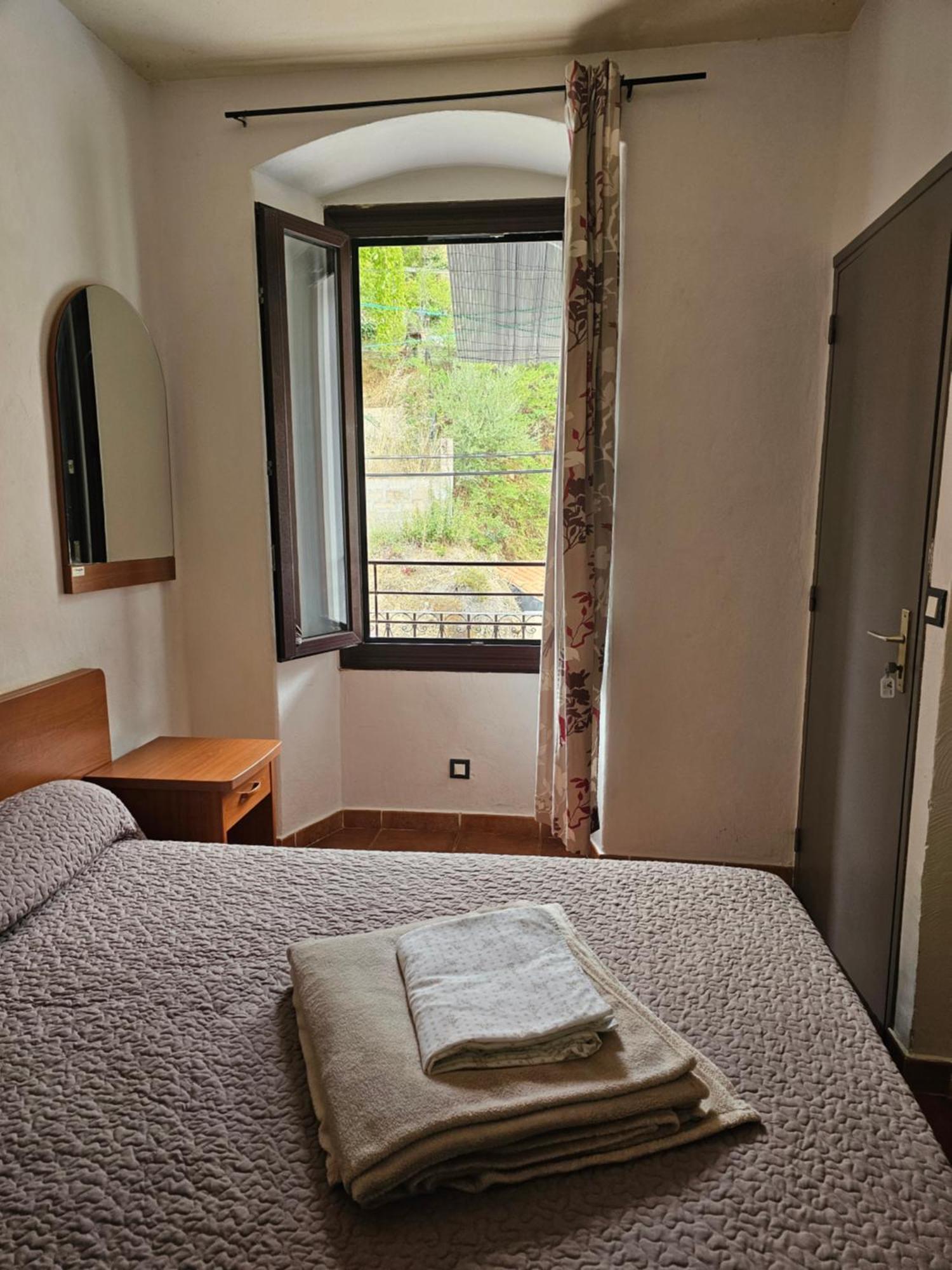 Au Village Serriera  Kamer foto